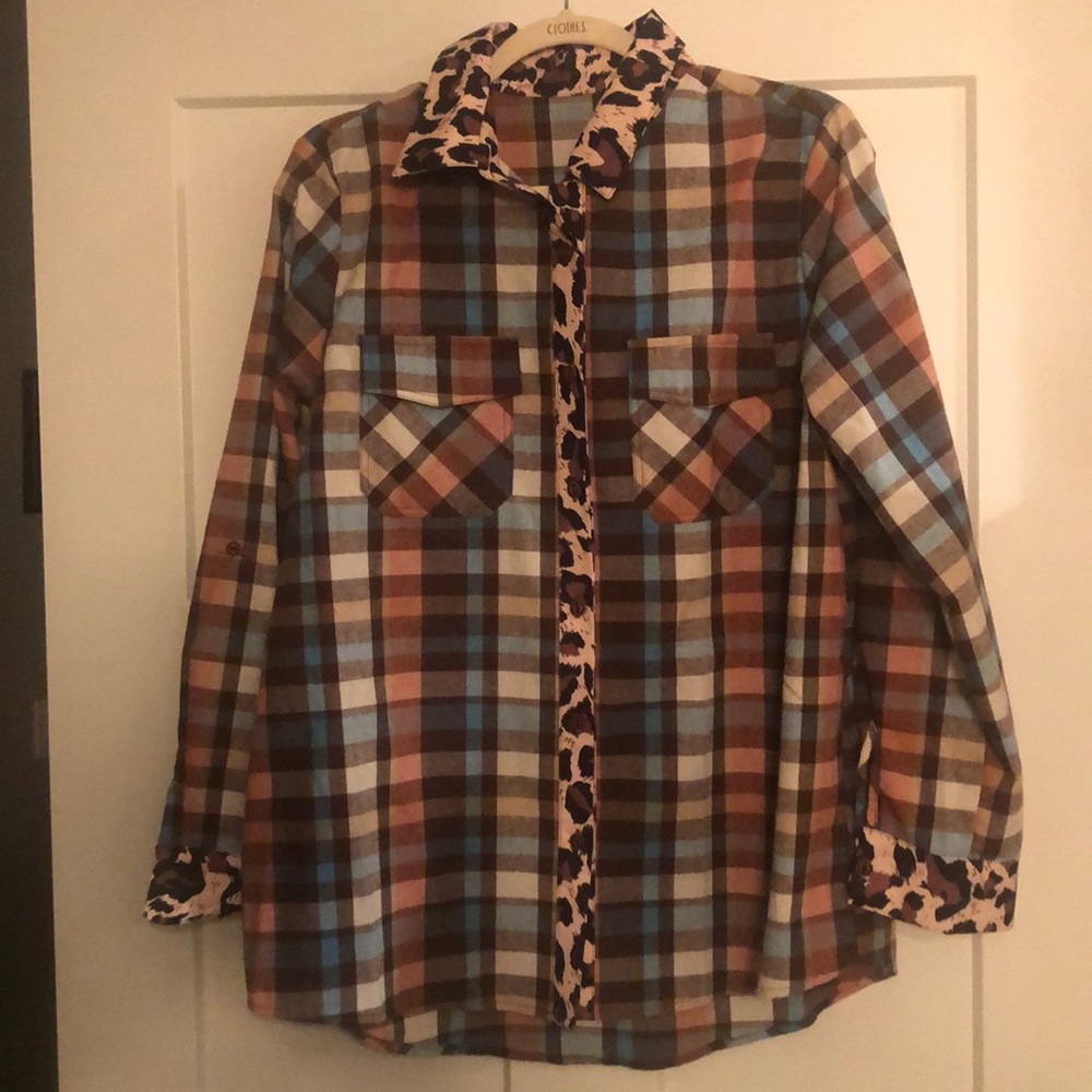 Boutique button down women’s shirt